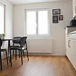 Semesterbostad Hq16 - Modernes