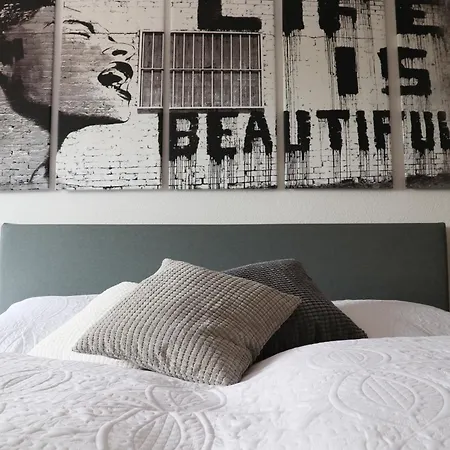 Hq16 - Modernes نوينبورغ أم راين